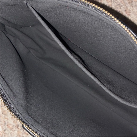 Louis Vuitton Black Monogram Crossbody Bag With Coin Purse - Picture 5 of 6